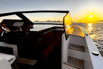 LUXIA 375 MONACO, cento miglia a bordo di uno Sport Coupè incredibile